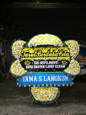 Papan Bunga Duka di Koto Vii